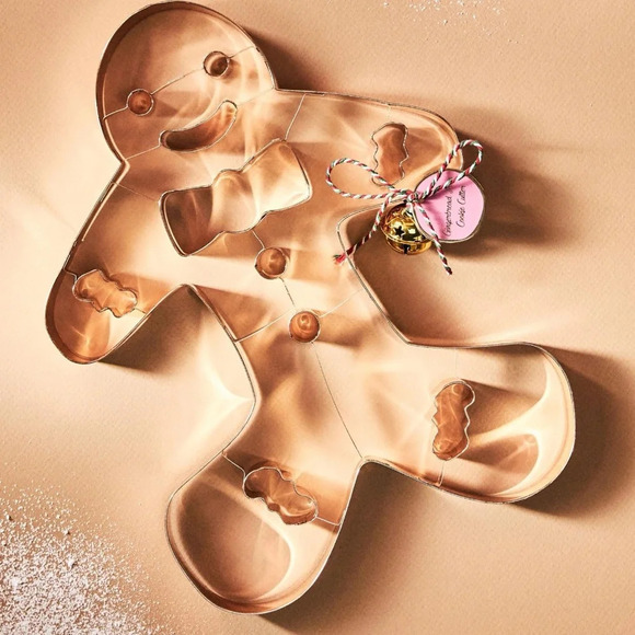 NWT Anthropologie Gingerbread Jumbo  Christmas Cookie Cutter - Picture 1 of 2